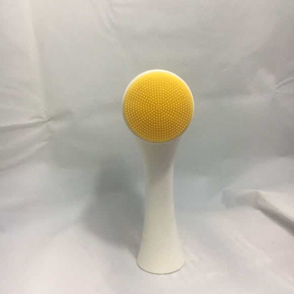 APRILSKIN Facial Cleansing Brush - Picture 5 of 7